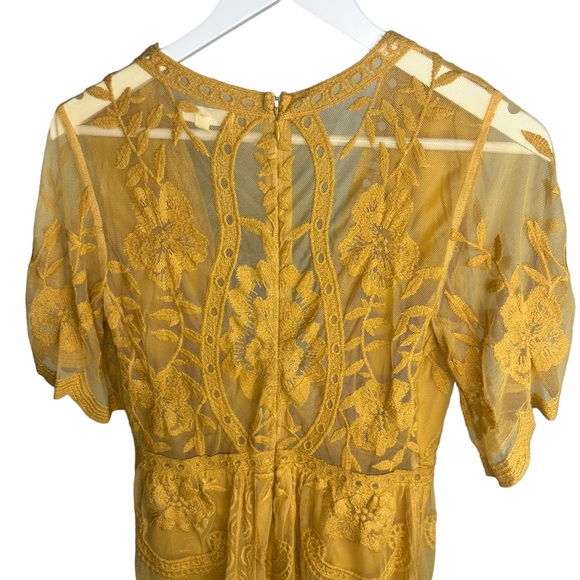 Honey Punch Plunge Lace Romper Yellow Playsuit Jumpsuit - Picture 13 of 16